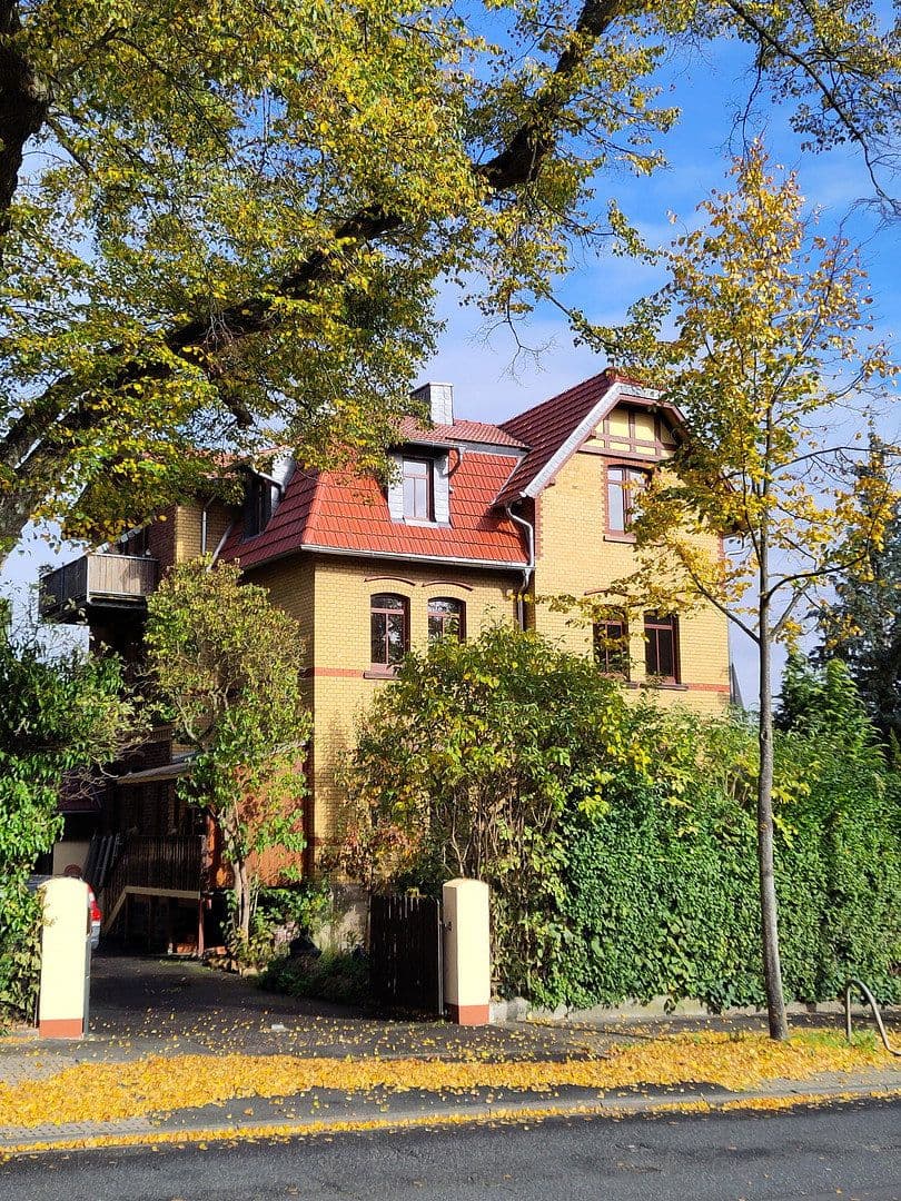 Predaj domu 222 m², pozemok 639 m², Ahnatalstraße 58, Kassel, Hesensko Predaj domu 222 m², pozemok 639 m², Ahnatalstraße 58, Kassel, Hesensko