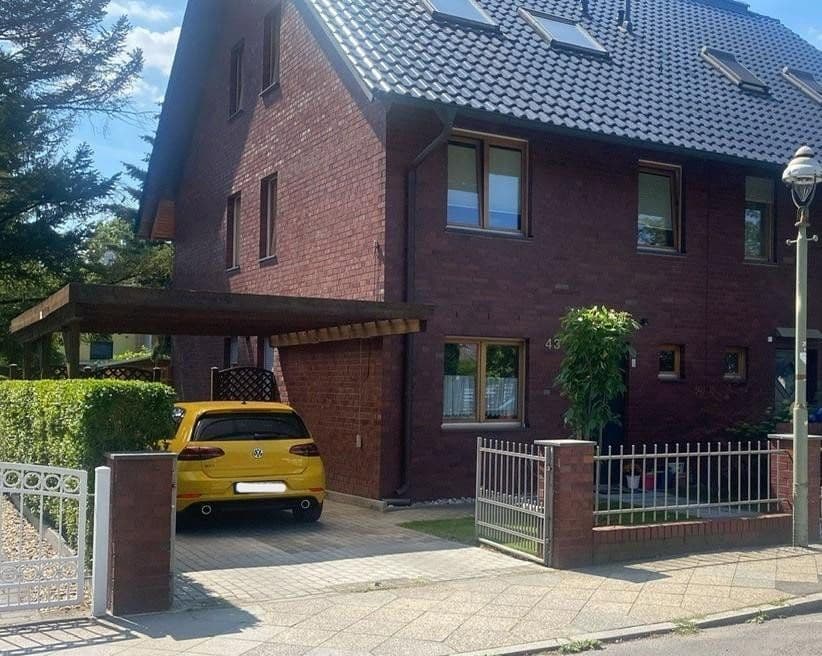 Predaj domu 155 m², pozemok 425 m², Berlin, Berlín Predaj domu 155 m², pozemok 425 m², Berlin, Berlín