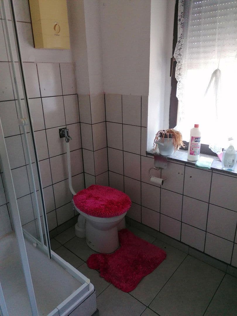 Predaj domu 120 m², pozemok 810 m², Quierschied, Sársko Predaj domu 120 m², pozemok 810 m², Quierschied, Sársko