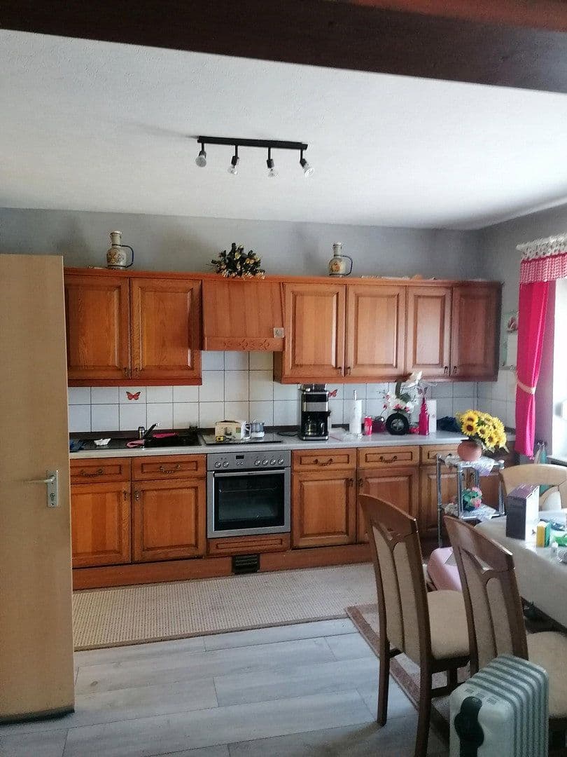 Predaj domu 120 m², pozemok 810 m², Quierschied, Sársko Predaj domu 120 m², pozemok 810 m², Quierschied, Sársko