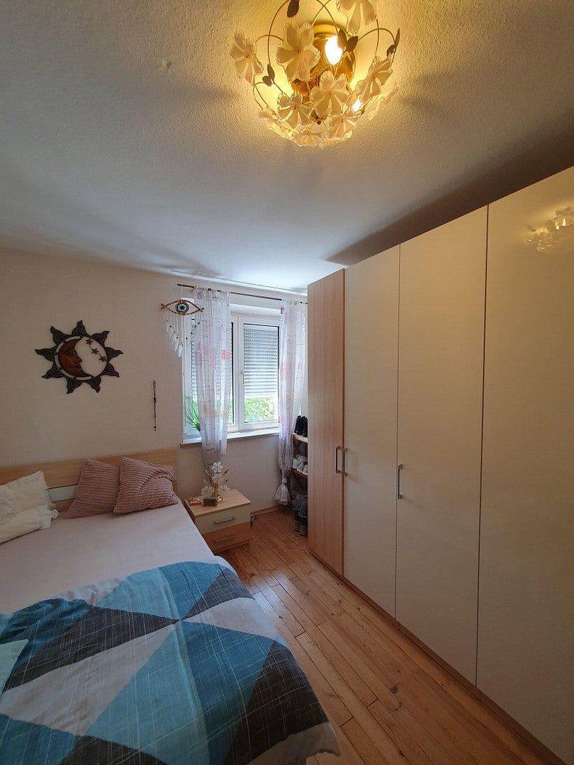 Prenájom bytu 2-izbový 49 m², Ulrichstr. 10, Vöhringen, Bavorsko Prenájom bytu 2-izbový 49 m², Ulrichstr. 10, Vöhringen, Bavorsko