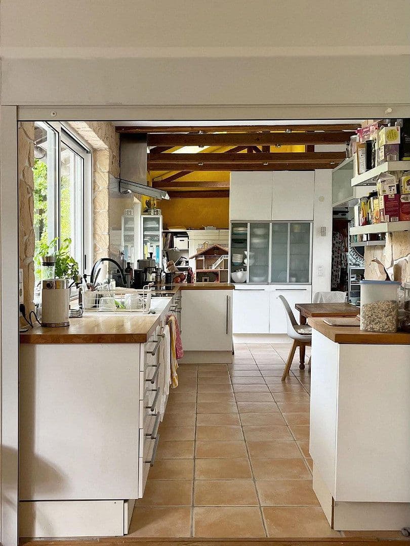 Predaj domu 175 m², pozemok 866 m², Bad Vilbel, Hesensko Predaj domu 175 m², pozemok 866 m², Bad Vilbel, Hesensko