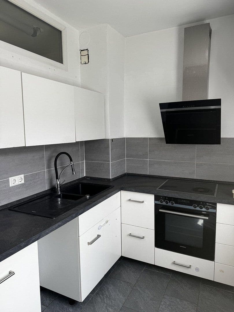 Predaj bytu 3-izbový 115 m², Klamannstraße 8a, Berlin, Berlín Predaj bytu 3-izbový 115 m², Klamannstraße 8a, Berlin, Berlín