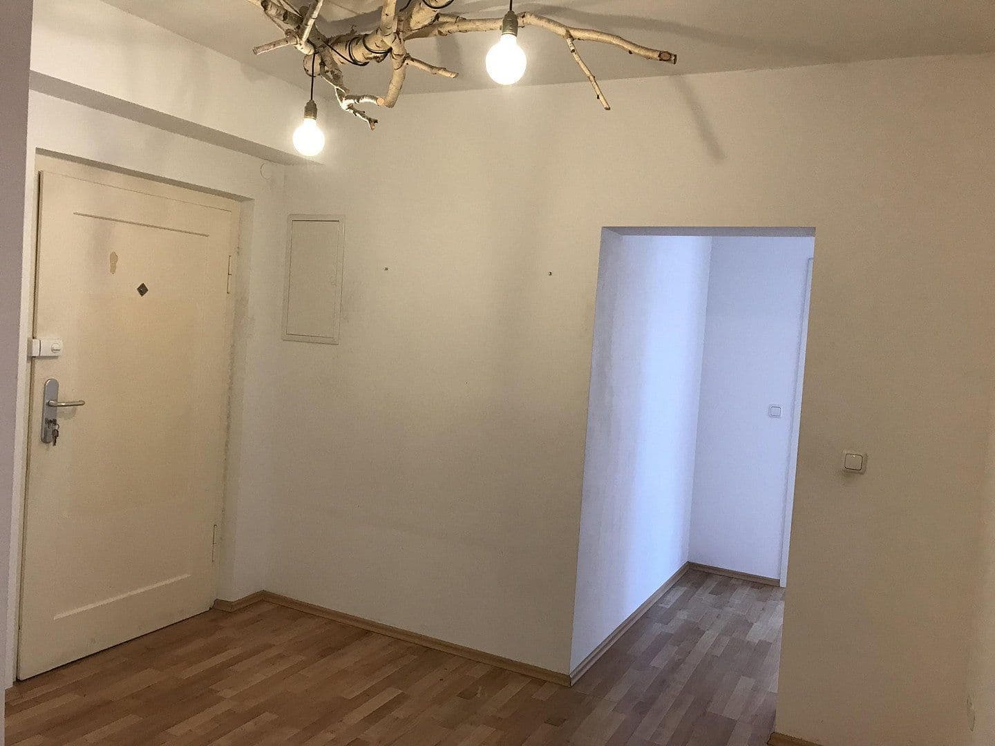 Prenájom bytu 3-izbový 87 m², Nürnberg, Bavorsko Prenájom bytu 3-izbový 87 m², Nürnberg, Bavorsko
