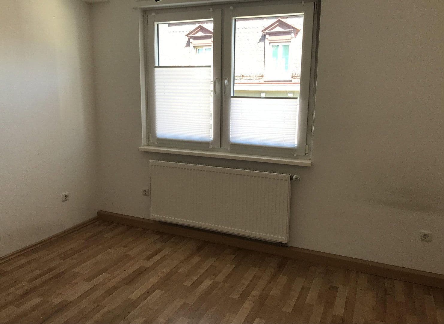Prenájom bytu 3-izbový 87 m², Nürnberg, Bavorsko Prenájom bytu 3-izbový 87 m², Nürnberg, Bavorsko
