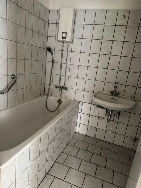 Prenájom bytu 2-izbový 55 m², Hülsmannstraße 1, Essen, Severné Porýnie - Westfálsko Prenájom bytu 2-izbový 55 m², Hülsmannstraße 1, Essen, Severné Porýnie - Westfálsko
