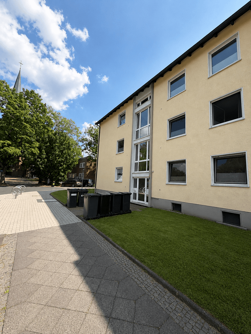 Prenájom bytu 3-izbový 67 m², Friemannplatz 1, Bochum, Severné Porýnie - Westfálsko Prenájom bytu 3-izbový 67 m², Friemannplatz 1, Bochum, Severné Porýnie - Westfálsko