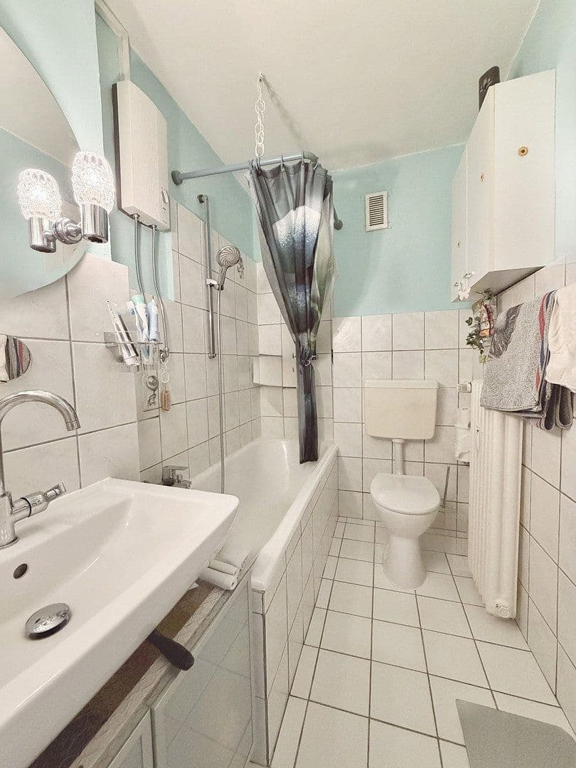 Prenájom bytu 3-izbový 67 m², Friemannplatz 1, Bochum, Severné Porýnie - Westfálsko Prenájom bytu 3-izbový 67 m², Friemannplatz 1, Bochum, Severné Porýnie - Westfálsko