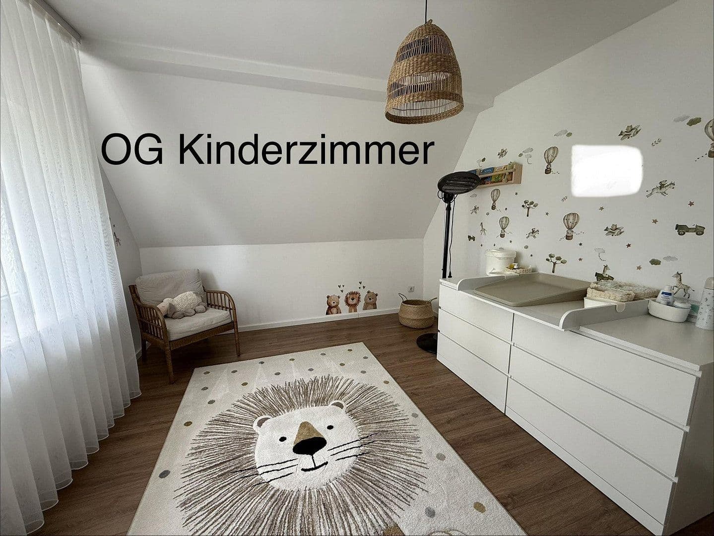 Predaj domu 140 m², pozemok 502 m², Warstein, Severné Porýnie - Westfálsko Predaj domu 140 m², pozemok 502 m², Warstein, Severné Porýnie - Westfálsko