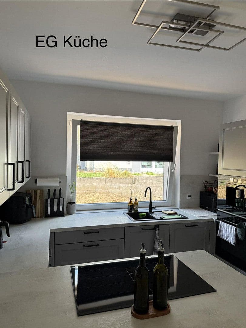 Predaj domu 140 m², pozemok 502 m², Warstein, Severné Porýnie - Westfálsko Predaj domu 140 m², pozemok 502 m², Warstein, Severné Porýnie - Westfálsko