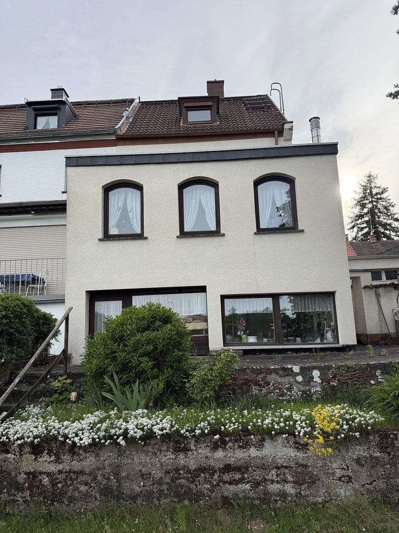 Predaj domu 135 m², pozemok 305 m², Albert-Ruppersberg Straße 36, Saarbrücken, Sársko Predaj domu 135 m², pozemok 305 m², Albert-Ruppersberg Straße 36, Saarbrücken, Sársko
