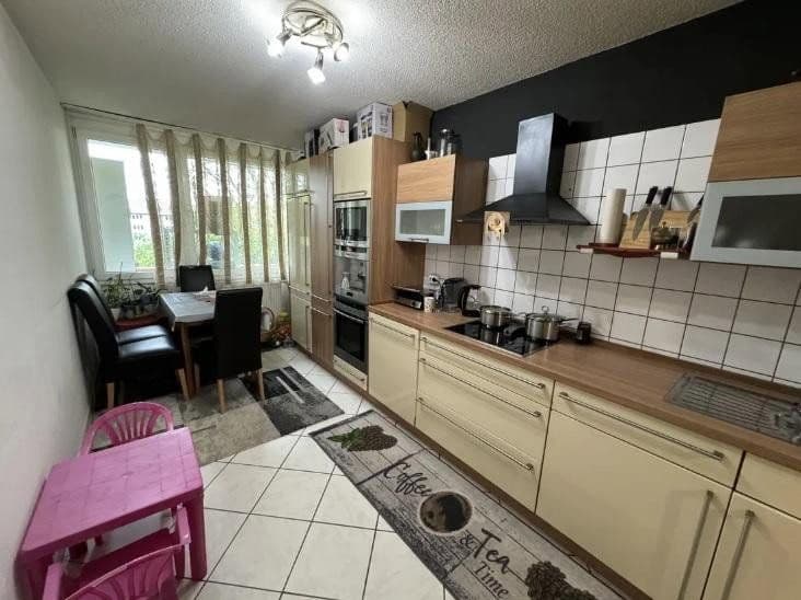 Prenájom bytu 3-izbový 91 m², Ferdinand-Weiß-Straße 30, Freiburg, Bádensko-Wurttembersko Prenájom bytu 3-izbový 91 m², Ferdinand-Weiß-Straße 30, Freiburg, Bádensko-Wurttembersko