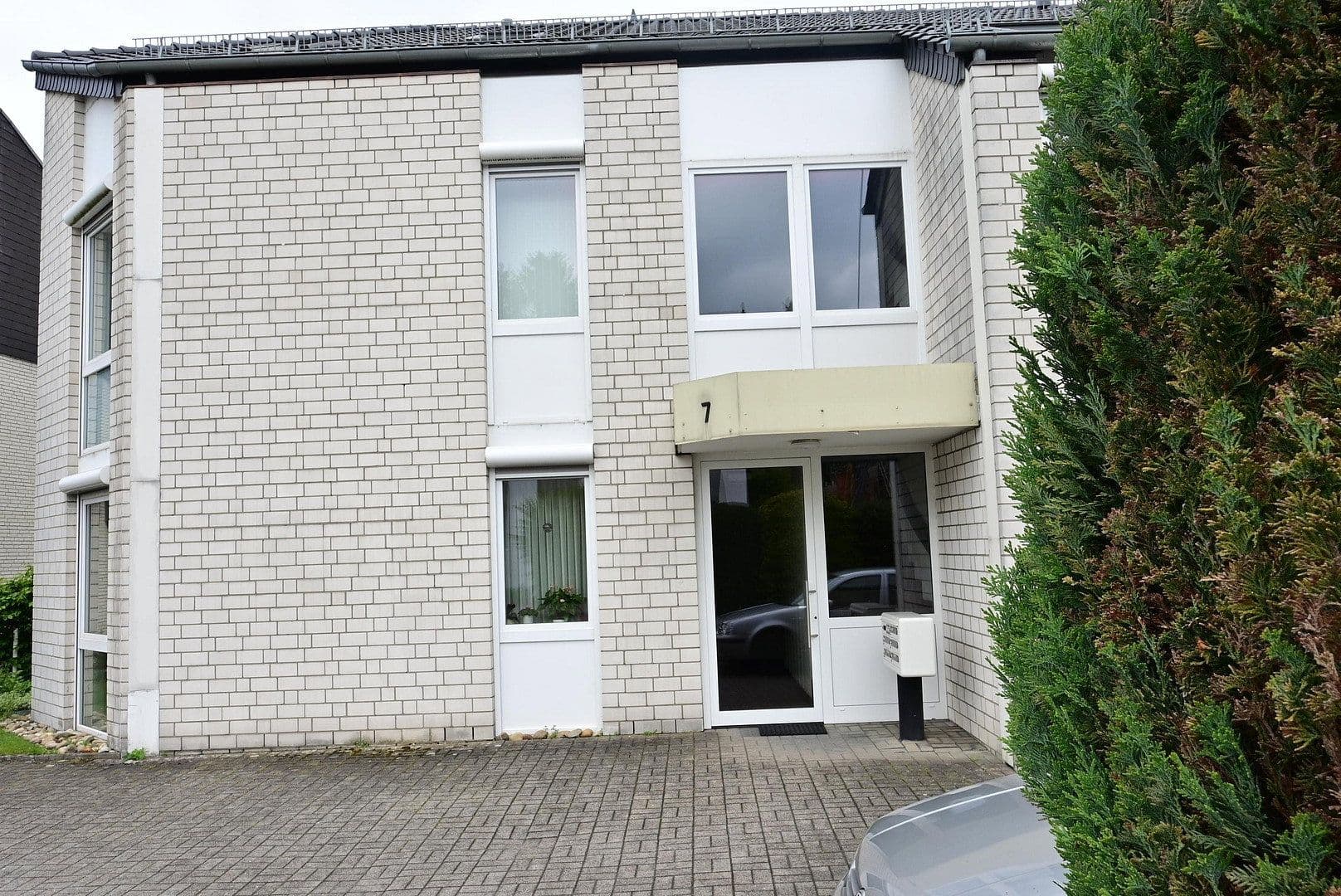Prenájom bytu 2-izbový 50 m², Talbrückenstr. 7, Bielefeld, Severné Porýnie - Westfálsko Prenájom bytu 2-izbový 50 m², Talbrückenstr. 7, Bielefeld, Severné Porýnie - Westfálsko