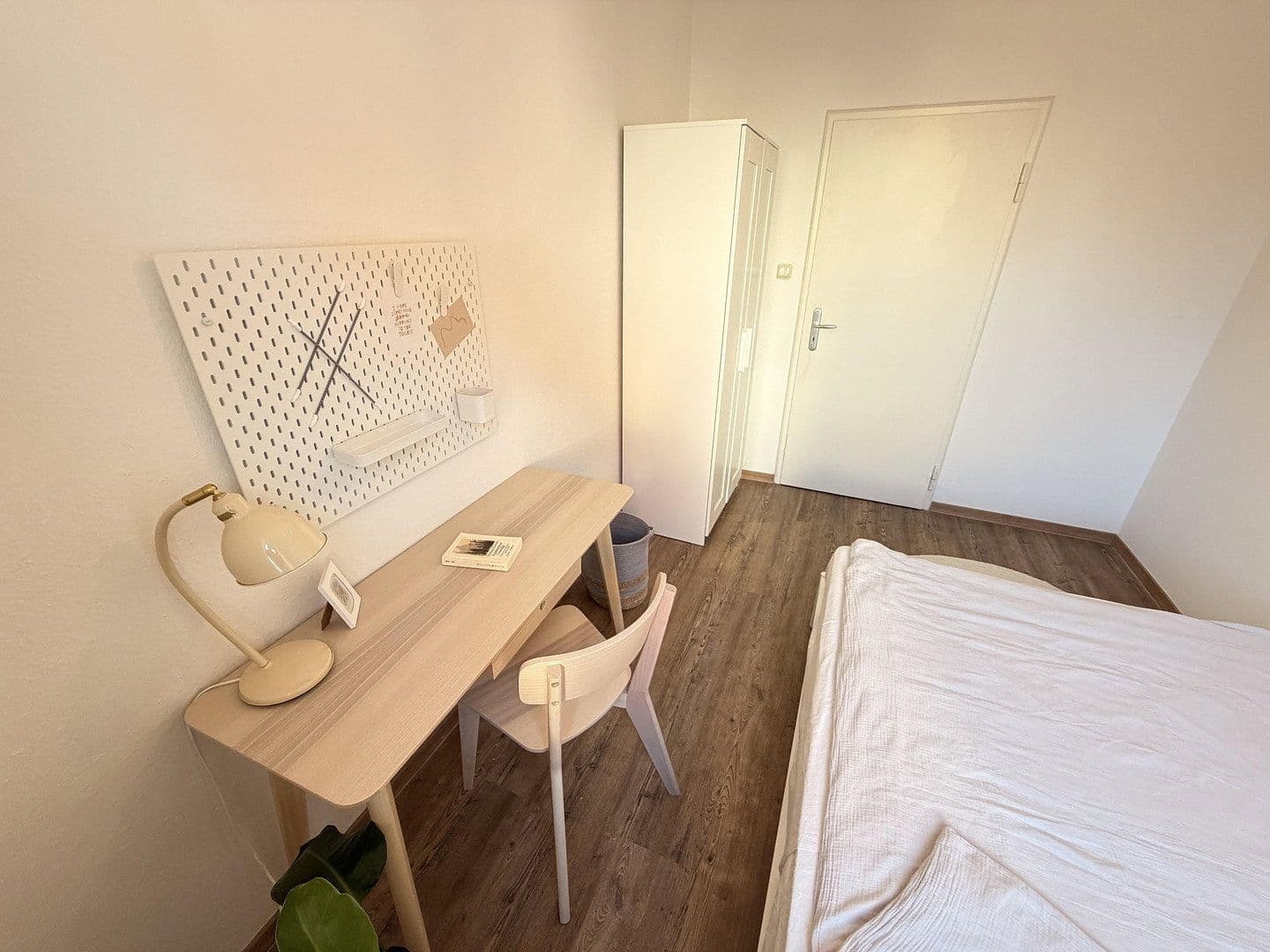 Prenájom bytu 16 m², Kargstr. 1, Augsburg, Bavorsko Prenájom bytu 16 m², Kargstr. 1, Augsburg, Bavorsko