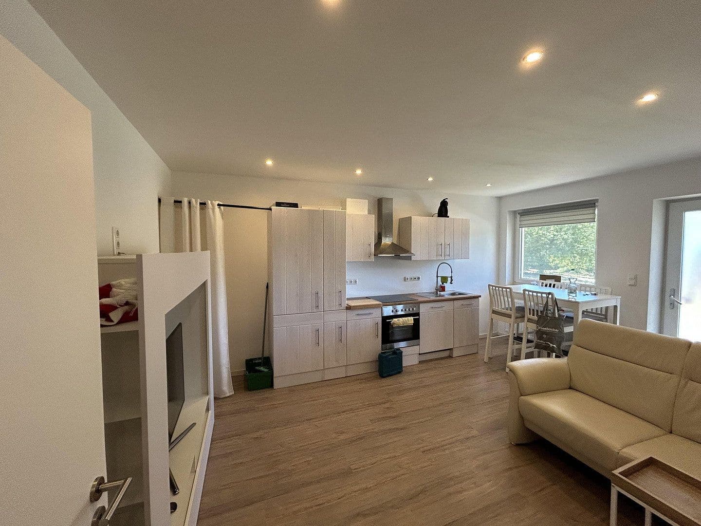 Prenájom bytu 2-izbový 40 m², Wiesenstraße 14, Wildeck, Hesensko Prenájom bytu 2-izbový 40 m², Wiesenstraße 14, Wildeck, Hesensko
