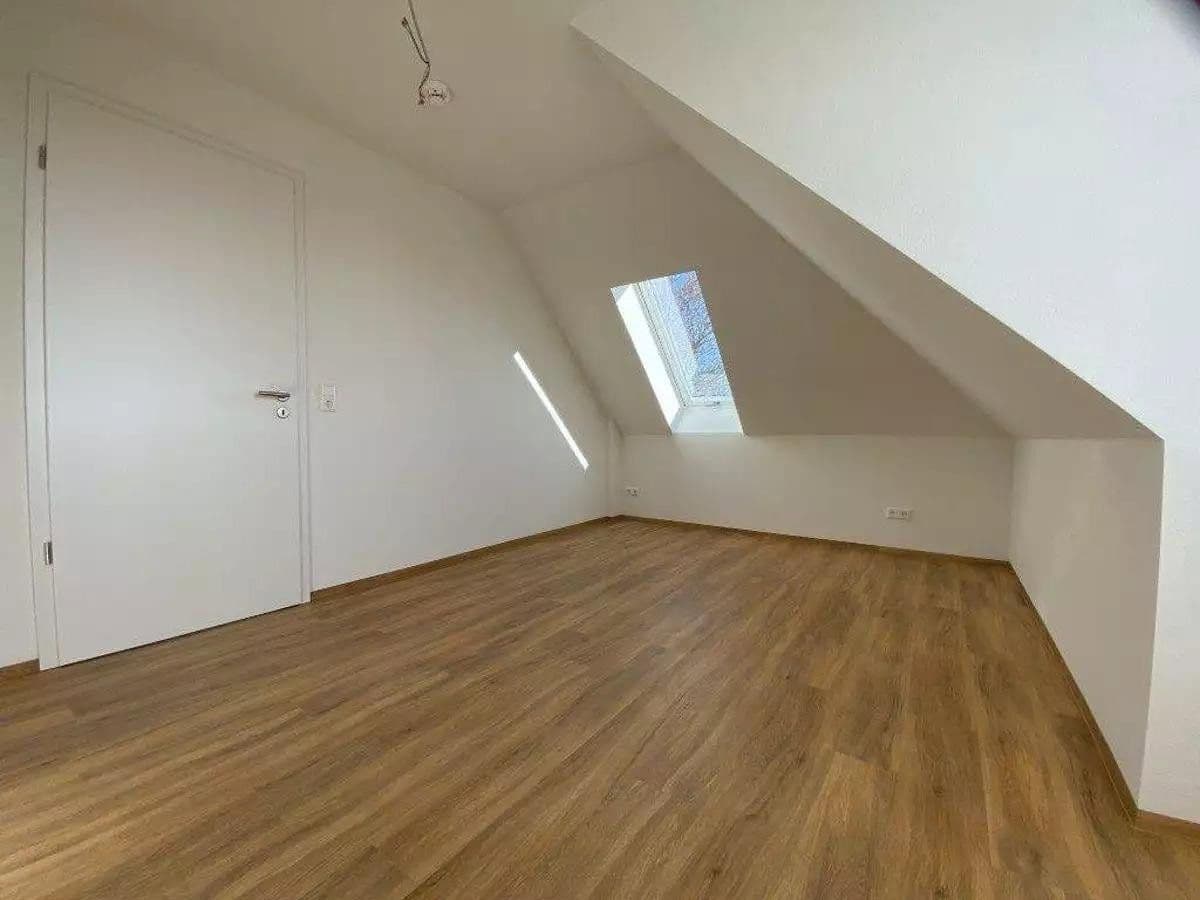 Prenájom bytu 2-izbový 57 m², Buttlerhügel, Lindau (Bodensee), Bavorsko Prenájom bytu 2-izbový 57 m², Buttlerhügel, Lindau (Bodensee), Bavorsko