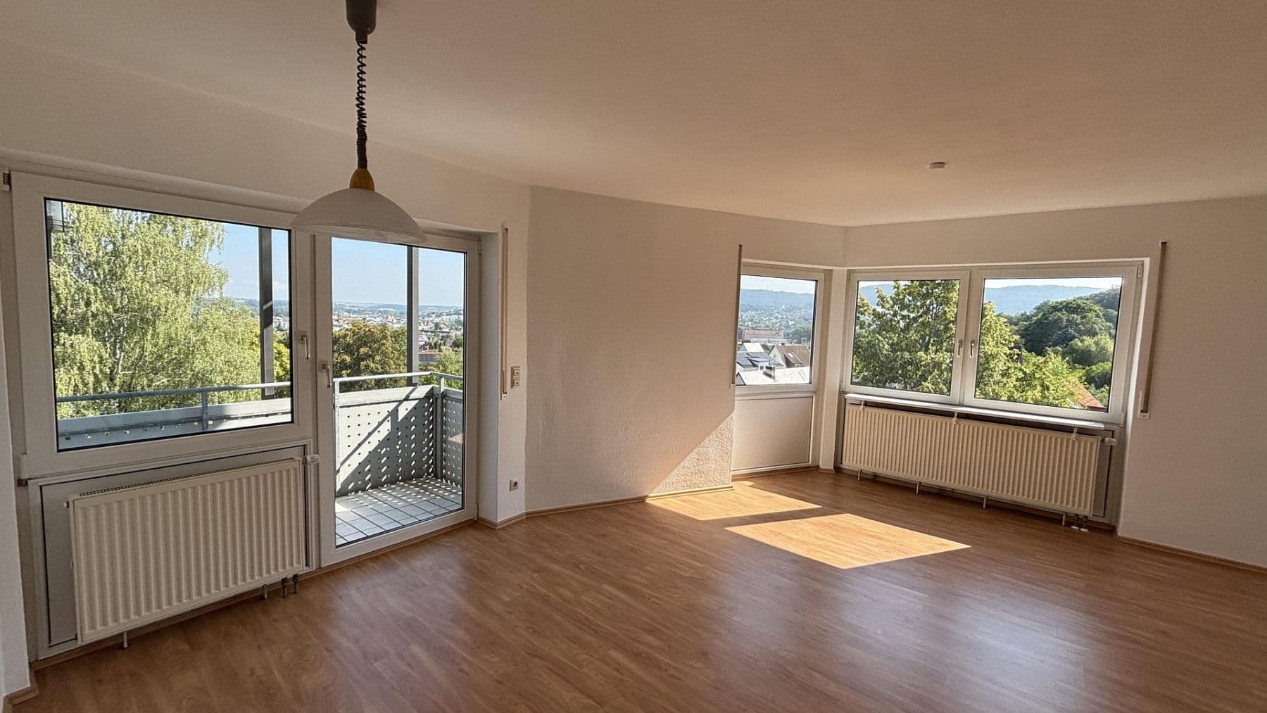 Prenájom bytu 2-izbový 53 m², Aalen, Bádensko-Wurttembersko Prenájom bytu 2-izbový 53 m², Aalen, Bádensko-Wurttembersko