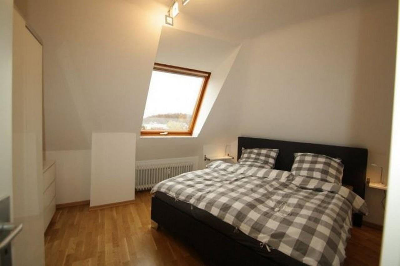 Prenájom bytu 2-izbový 20 m², Gerhard-vom-Rath-Straße 67, Köln, Severné Porýnie - Westfálsko Prenájom bytu 2-izbový 20 m², Gerhard-vom-Rath-Straße 67, Köln, Severné Porýnie - Westfálsko