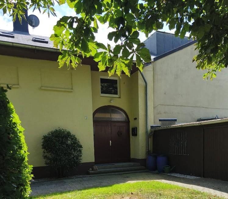 Prenájom bytu 4-izbový 98 m², Henschelstrasse 3, Wilhelmshaven, Dolné Sasko Prenájom bytu 4-izbový 98 m², Henschelstrasse 3, Wilhelmshaven, Dolné Sasko