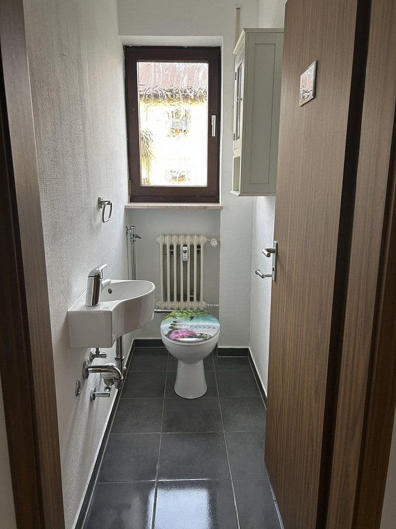 Prenájom bytu 4-izbový 115 m², Bischberg, Bavorsko Prenájom bytu 4-izbový 115 m², Bischberg, Bavorsko