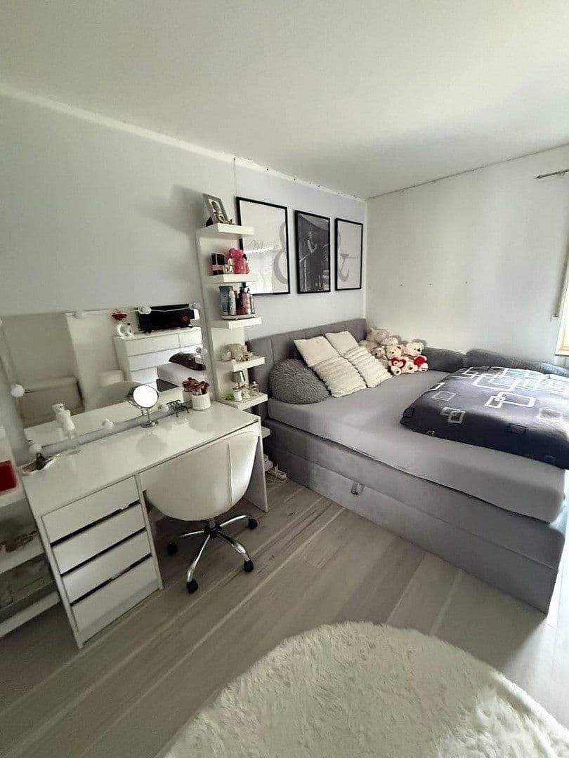 Prenájom bytu 3-izbový 94 m², Brandweiher 32, Weiden, Bavorsko Prenájom bytu 3-izbový 94 m², Brandweiher 32, Weiden, Bavorsko