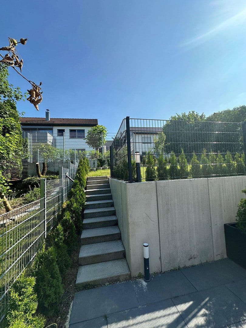 Prenájom bytu 2-izbový 52 m², Mörikestraße, Ebersbach an der Fils, Bádensko-Wurttembersko Prenájom bytu 2-izbový 52 m², Mörikestraße, Ebersbach an der Fils, Bádensko-Wurttembersko