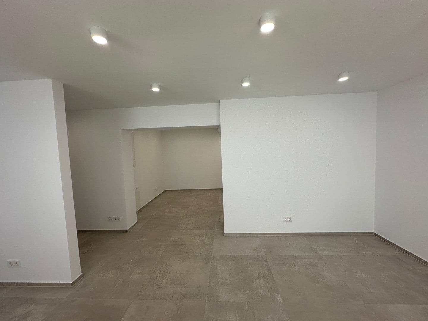 Prenájom bytu 2-izbový 52 m², Mörikestraße, Ebersbach an der Fils, Bádensko-Wurttembersko Prenájom bytu 2-izbový 52 m², Mörikestraße, Ebersbach an der Fils, Bádensko-Wurttembersko