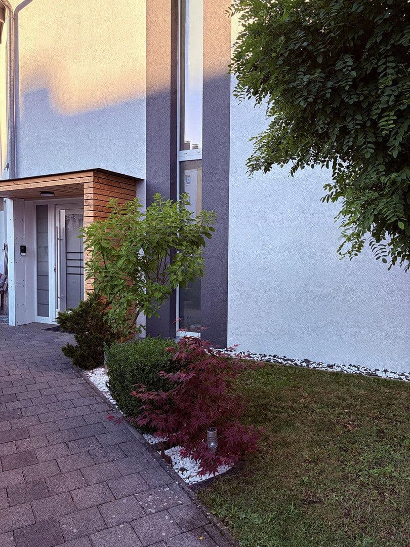 Predaj domu 145 m², pozemok 447 m², Neu-Ulm, Bavorsko Predaj domu 145 m², pozemok 447 m², Neu-Ulm, Bavorsko