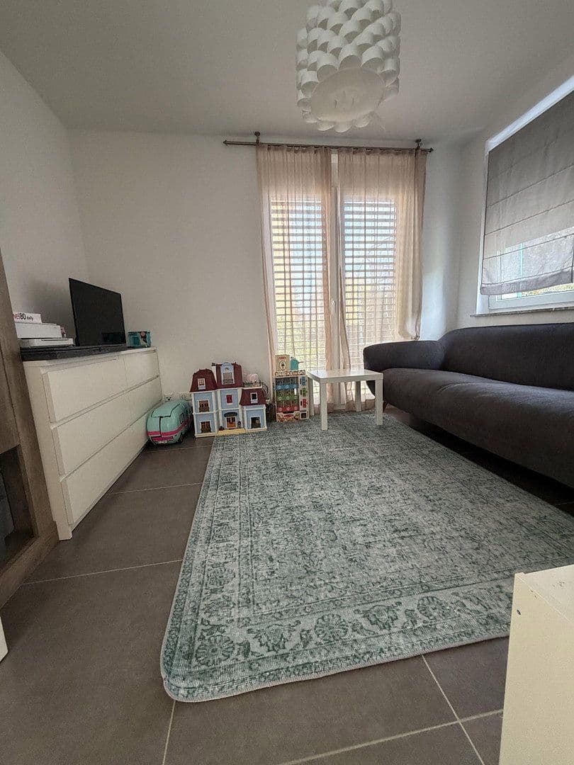 Predaj domu 145 m², pozemok 447 m², Neu-Ulm, Bavorsko Predaj domu 145 m², pozemok 447 m², Neu-Ulm, Bavorsko