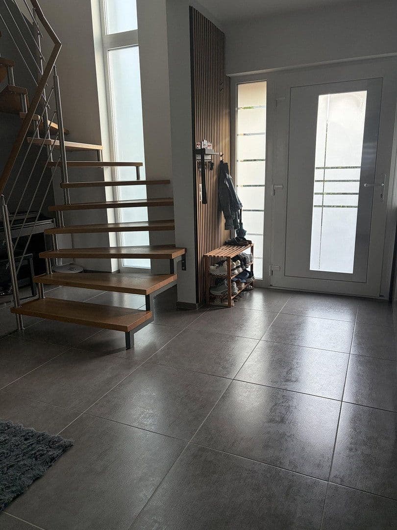 Predaj domu 145 m², pozemok 447 m², Neu-Ulm, Bavorsko Predaj domu 145 m², pozemok 447 m², Neu-Ulm, Bavorsko