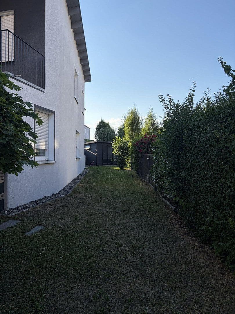 Predaj domu 145 m², pozemok 447 m², Neu-Ulm, Bavorsko Predaj domu 145 m², pozemok 447 m², Neu-Ulm, Bavorsko