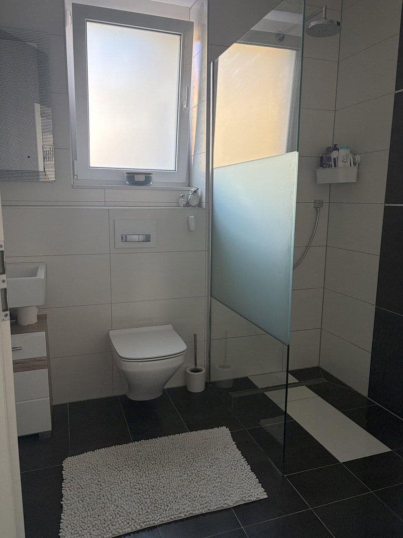 Predaj domu 145 m², pozemok 447 m², Neu-Ulm, Bavorsko Predaj domu 145 m², pozemok 447 m², Neu-Ulm, Bavorsko