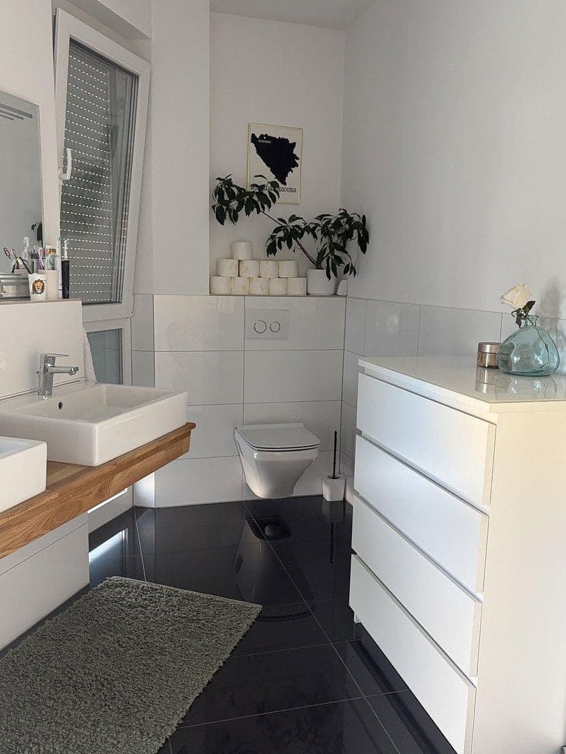 Predaj domu 145 m², pozemok 447 m², Neu-Ulm, Bavorsko Predaj domu 145 m², pozemok 447 m², Neu-Ulm, Bavorsko