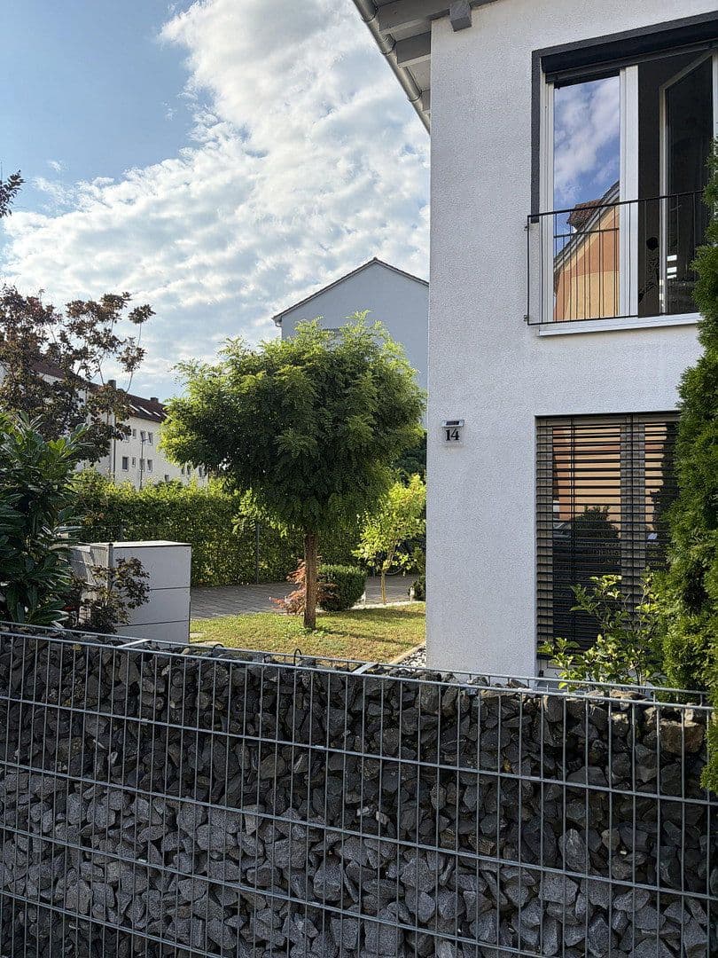 Predaj domu 145 m², pozemok 447 m², Neu-Ulm, Bavorsko Predaj domu 145 m², pozemok 447 m², Neu-Ulm, Bavorsko