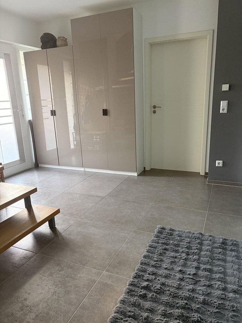 Predaj domu 145 m², pozemok 447 m², Neu-Ulm, Bavorsko Predaj domu 145 m², pozemok 447 m², Neu-Ulm, Bavorsko
