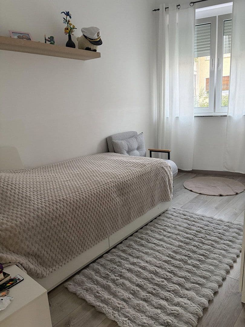 Predaj domu 145 m², pozemok 447 m², Neu-Ulm, Bavorsko Predaj domu 145 m², pozemok 447 m², Neu-Ulm, Bavorsko
