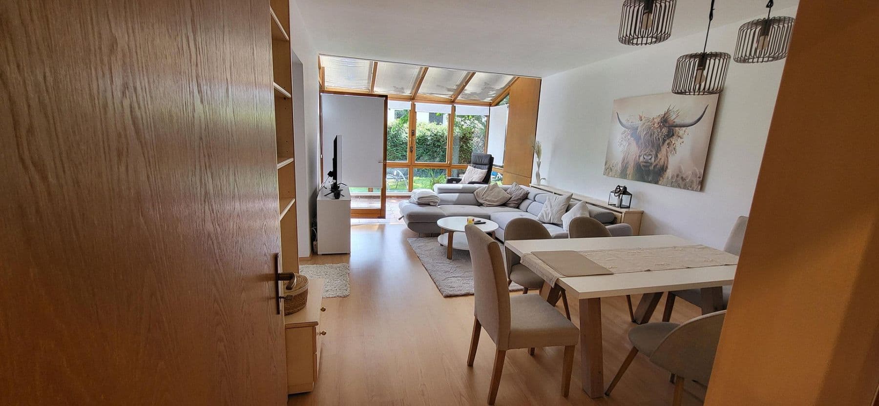 Prenájom bytu 3-izbový 100 m², Oberer Wingertweg 8, Pforzheim, Bádensko-Wurttembersko Prenájom bytu 3-izbový 100 m², Oberer Wingertweg 8, Pforzheim, Bádensko-Wurttembersko