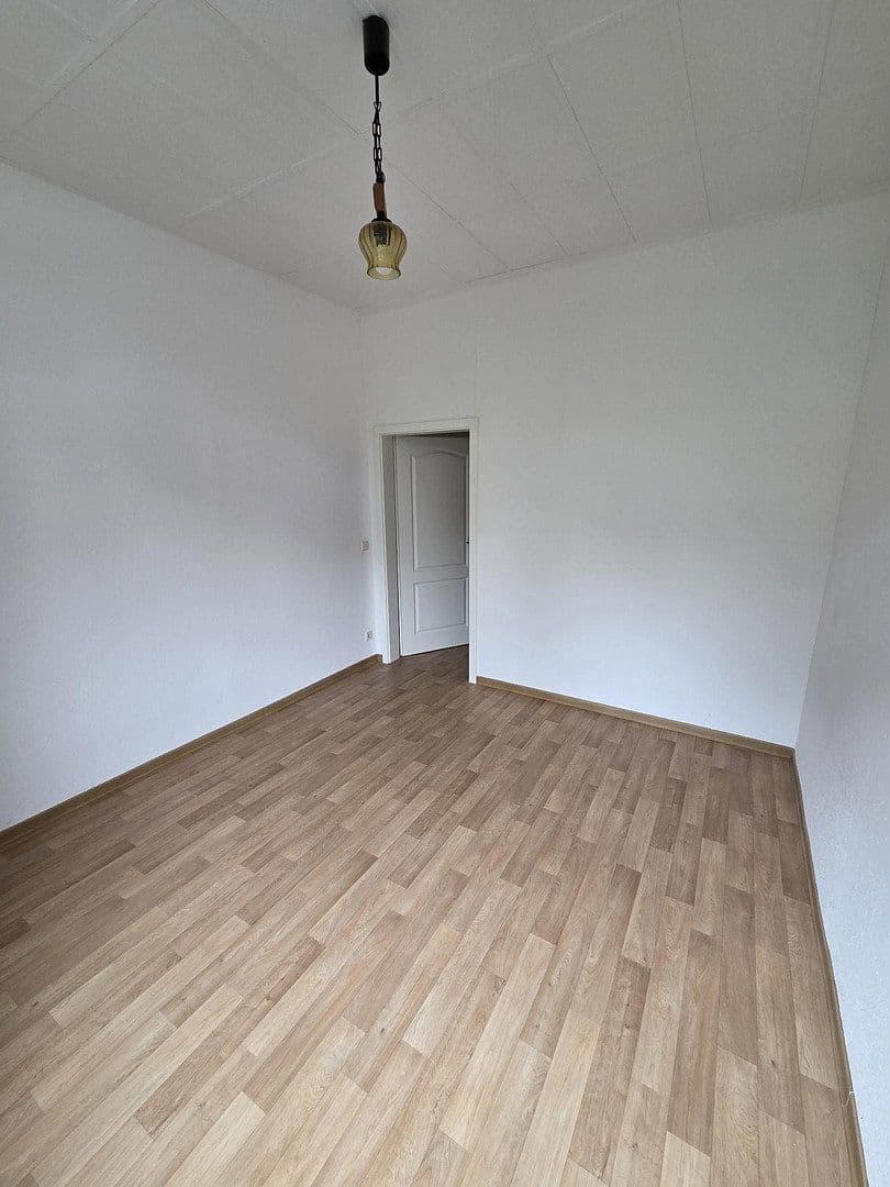 Prenájom bytu 3-izbový 112 m², Zeitz, Sasko-Anhaltsko Prenájom bytu 3-izbový 112 m², Zeitz, Sasko-Anhaltsko