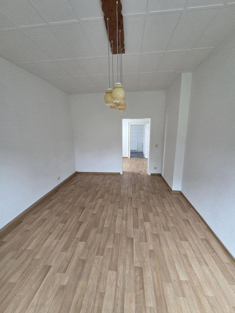 Prenájom bytu 3-izbový 112 m², Zeitz, Sasko-Anhaltsko Prenájom bytu 3-izbový 112 m², Zeitz, Sasko-Anhaltsko