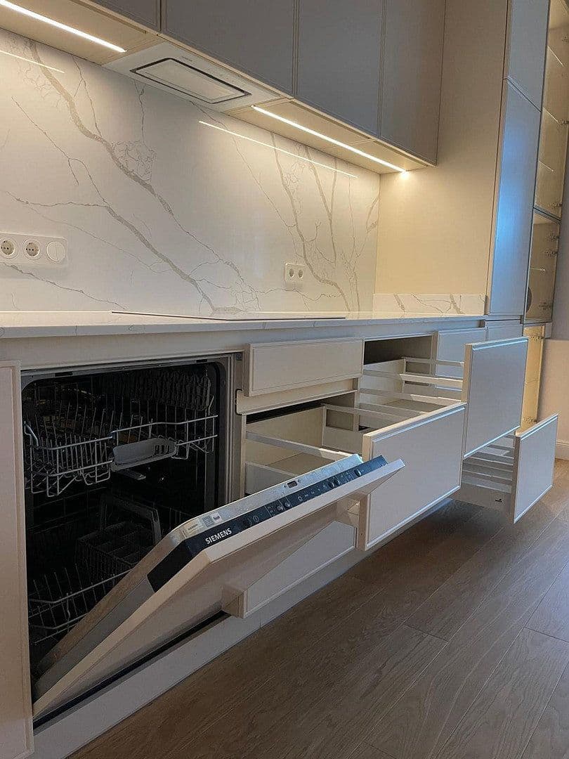 Prenájom bytu 2-izbový 71 m², Schloßstr. 69, Berlin, Berlín Prenájom bytu 2-izbový 71 m², Schloßstr. 69, Berlin, Berlín