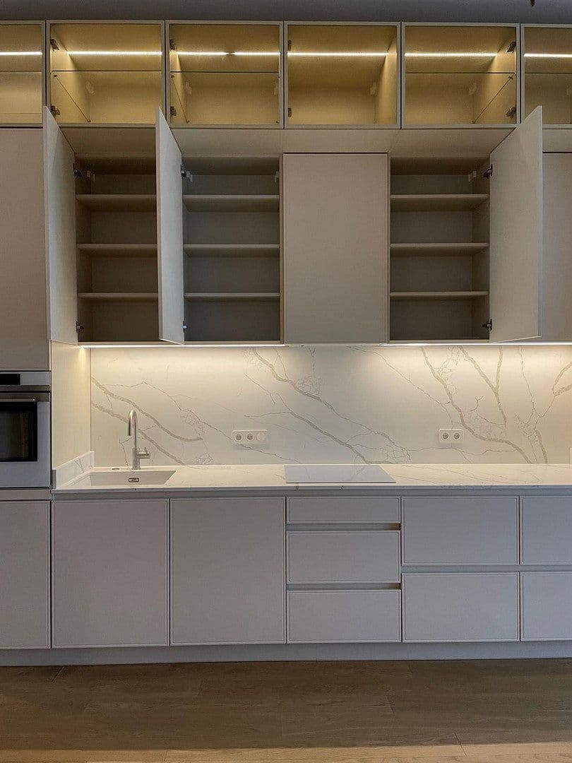 Prenájom bytu 2-izbový 71 m², Schloßstr. 69, Berlin, Berlín Prenájom bytu 2-izbový 71 m², Schloßstr. 69, Berlin, Berlín