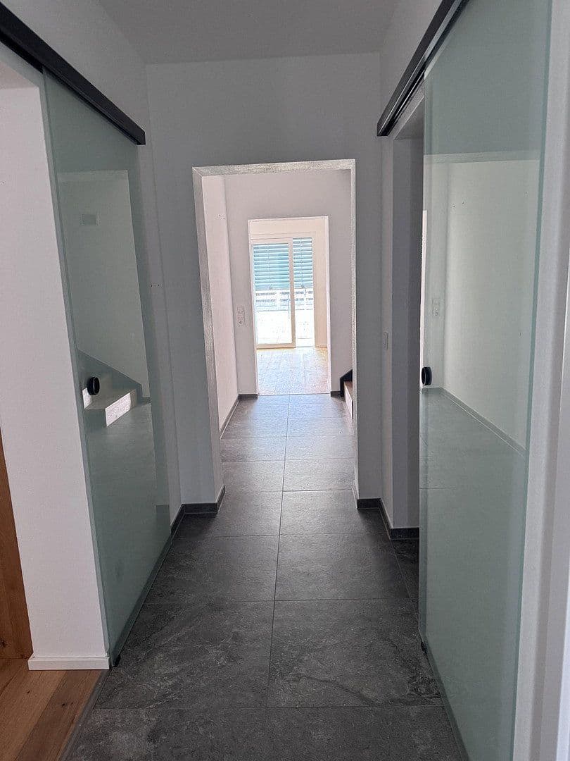 Prenájom domu 160 m², pozemok 240 m², Mallersdorf-Pfaffenberg, Bavorsko Prenájom domu 160 m², pozemok 240 m², Mallersdorf-Pfaffenberg, Bavorsko