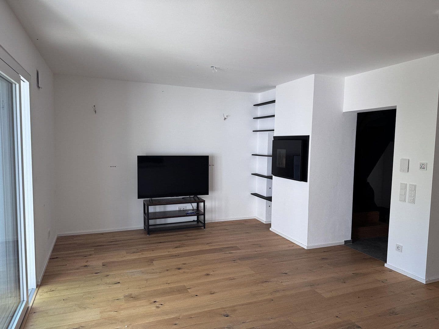 Prenájom domu 160 m², pozemok 240 m², Mallersdorf-Pfaffenberg, Bavorsko Prenájom domu 160 m², pozemok 240 m², Mallersdorf-Pfaffenberg, Bavorsko