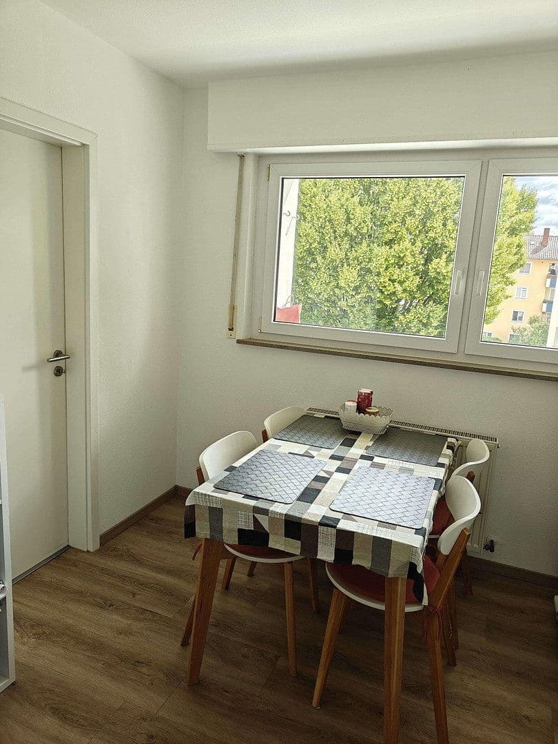 Predaj bytu 2-izbový 63 m², Kornwestheim, Bádensko-Wurttembersko Predaj bytu 2-izbový 63 m², Kornwestheim, Bádensko-Wurttembersko