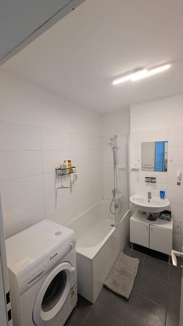 Predaj bytu 1-izbový 42 m², Germering, Bavorsko Predaj bytu 1-izbový 42 m², Germering, Bavorsko