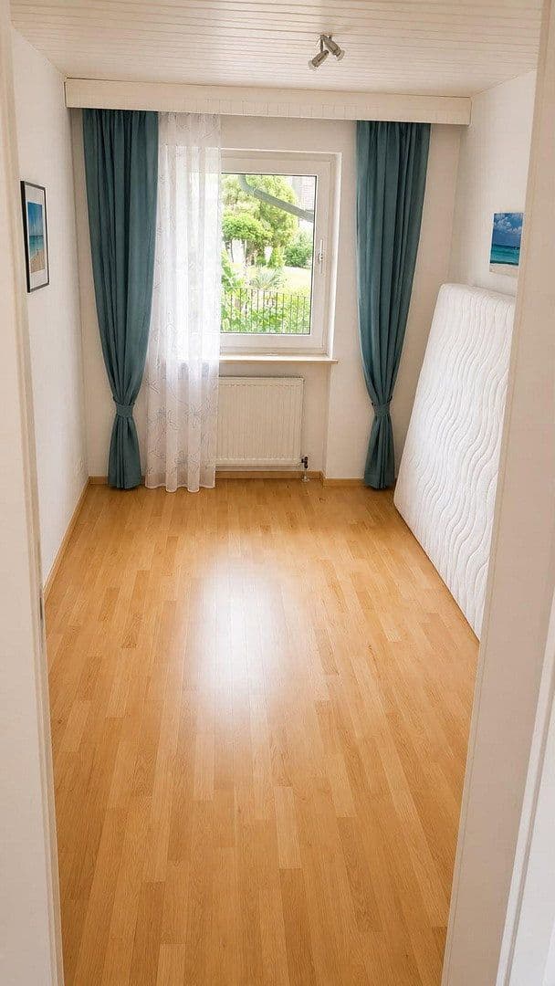 Predaj domu 232 m², pozemok 771 m², Altdorf bei Nürnberg, Bavorsko Predaj domu 232 m², pozemok 771 m², Altdorf bei Nürnberg, Bavorsko