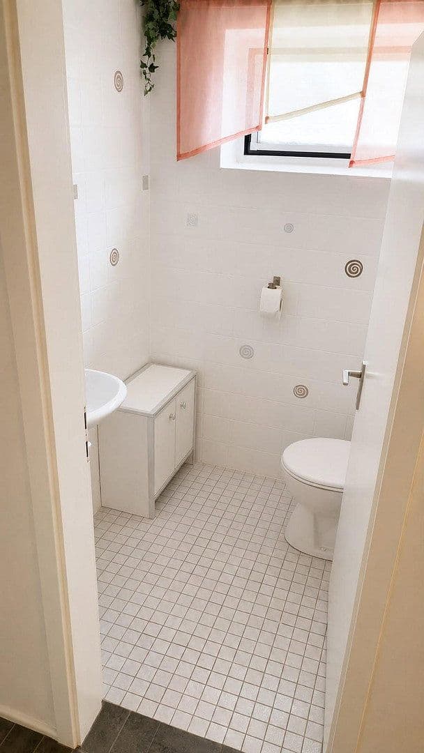 Predaj domu 232 m², pozemok 771 m², Altdorf bei Nürnberg, Bavorsko Predaj domu 232 m², pozemok 771 m², Altdorf bei Nürnberg, Bavorsko