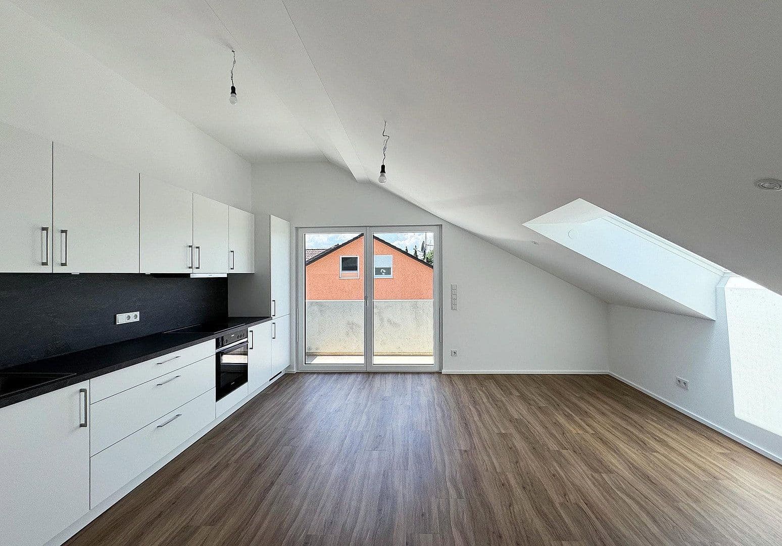 Prenájom bytu 2-izbový 45 m², Anzing, Bavorsko Prenájom bytu 2-izbový 45 m², Anzing, Bavorsko