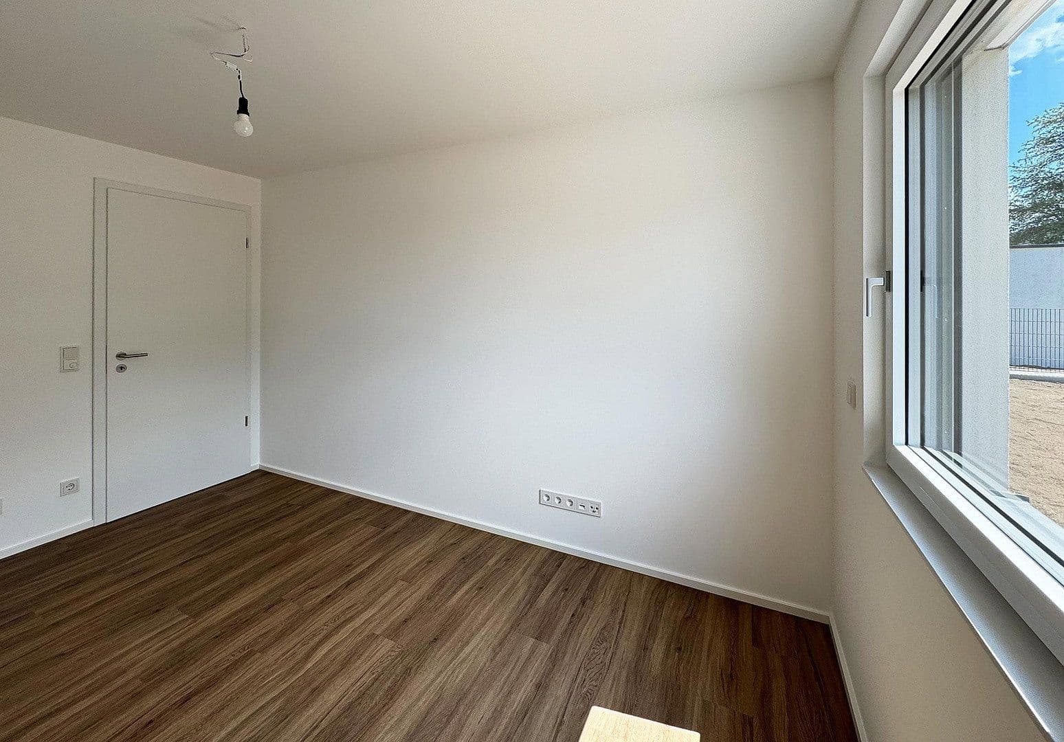Prenájom bytu 4-izbový 95 m², Anzing, Bavorsko Prenájom bytu 4-izbový 95 m², Anzing, Bavorsko