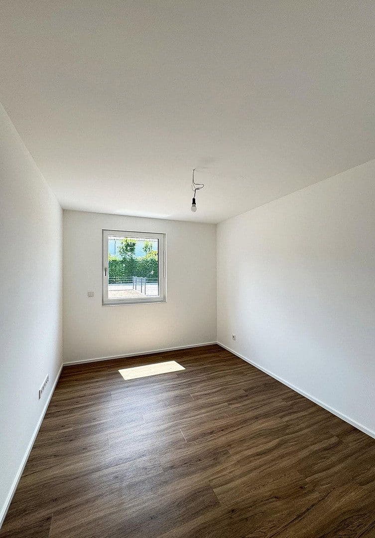 Prenájom bytu 4-izbový 95 m², Anzing, Bavorsko Prenájom bytu 4-izbový 95 m², Anzing, Bavorsko